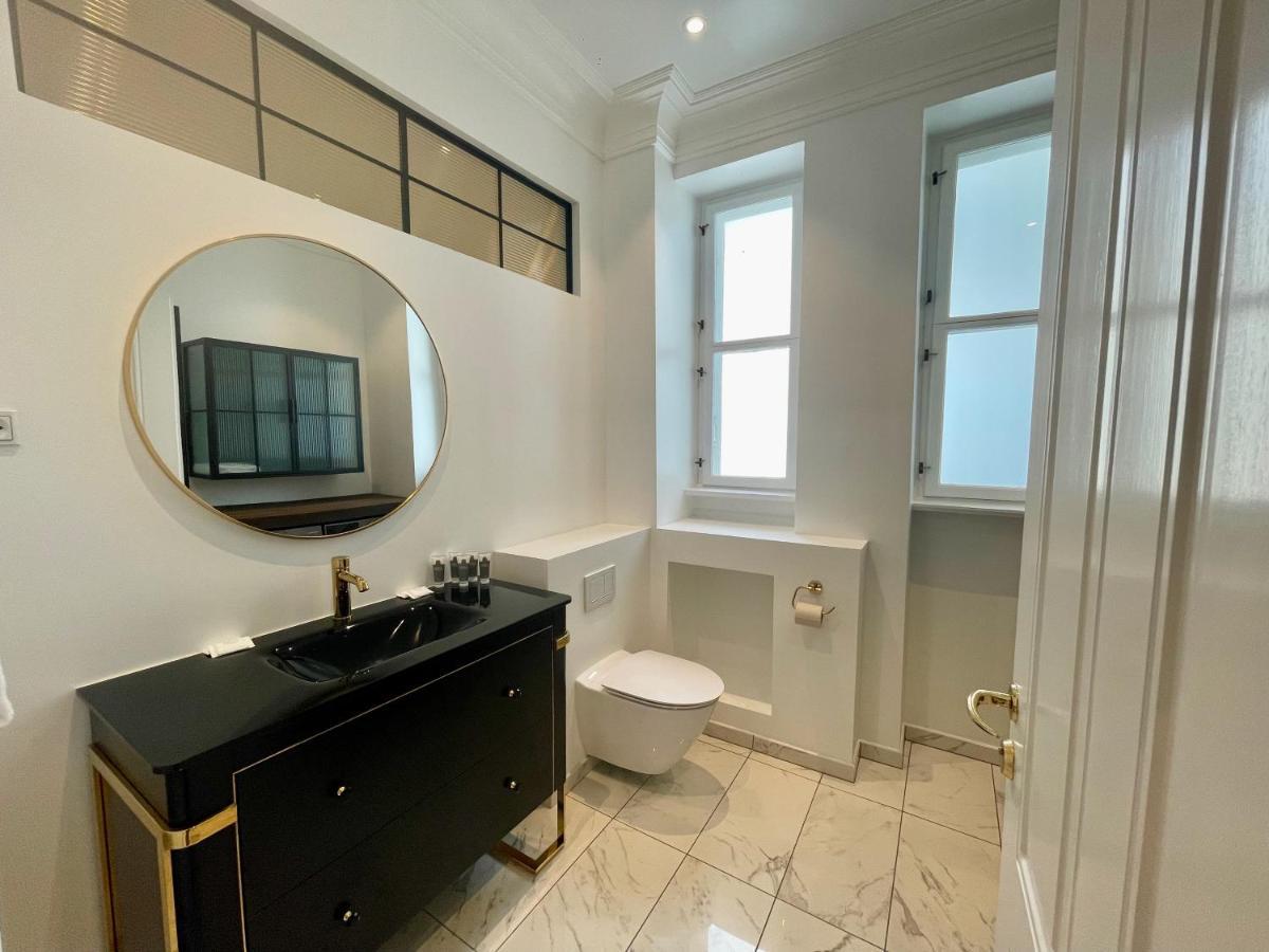 Beautiful 3 Bedroom Flat Next To The Marble Church كوبنهاجن المظهر الخارجي الصورة