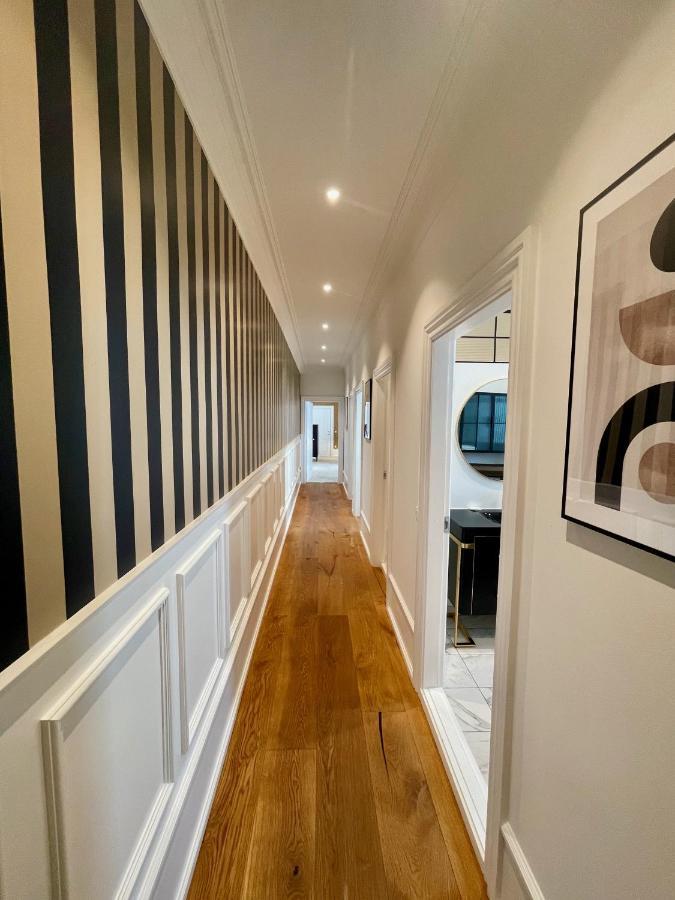 Beautiful 3 Bedroom Flat Next To The Marble Church كوبنهاجن المظهر الخارجي الصورة